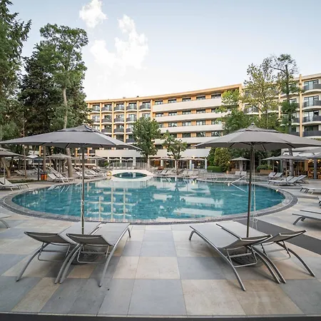 Hvd Club Bor Ultra All Inclusive - Private Beach & Free Parking-2